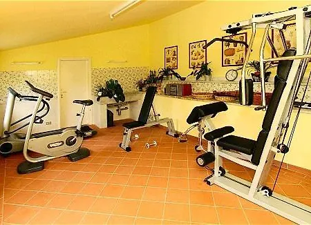 شقة Sleeps 4 Pool T313040 *