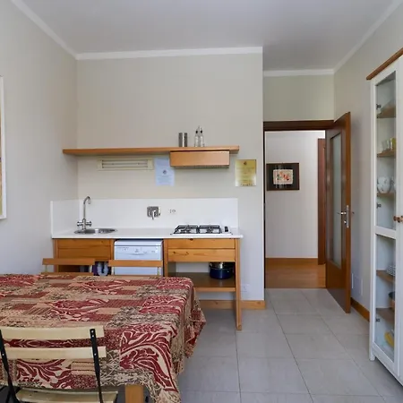 Sleeps 4 Pool T313040