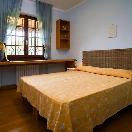 Sleeps 4 Pool T313040 شقة